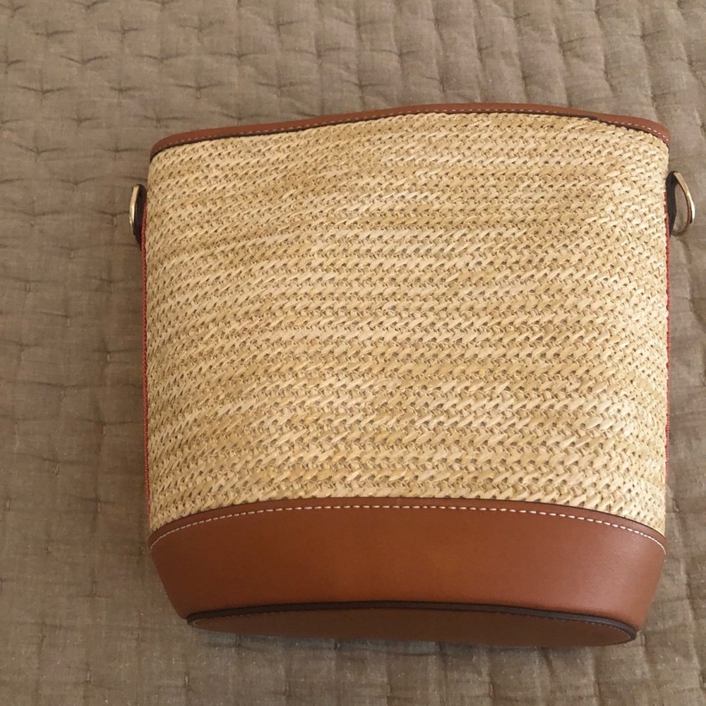 Stella & Dot Straw Bucket Bag - Brand New (No Strap)